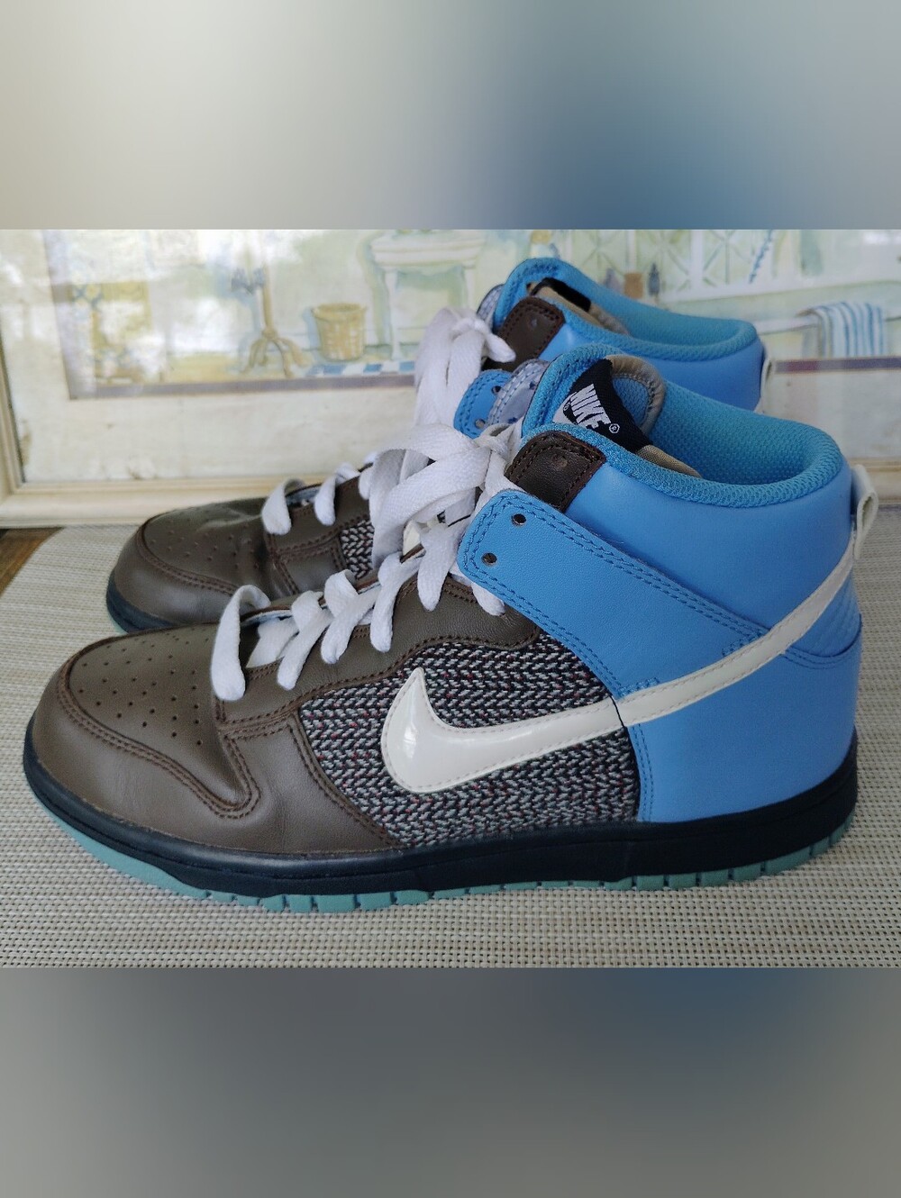 Women's Nike "Dunk High" Baroque Brown Leather/University Blue Sneaker. Size 8.5